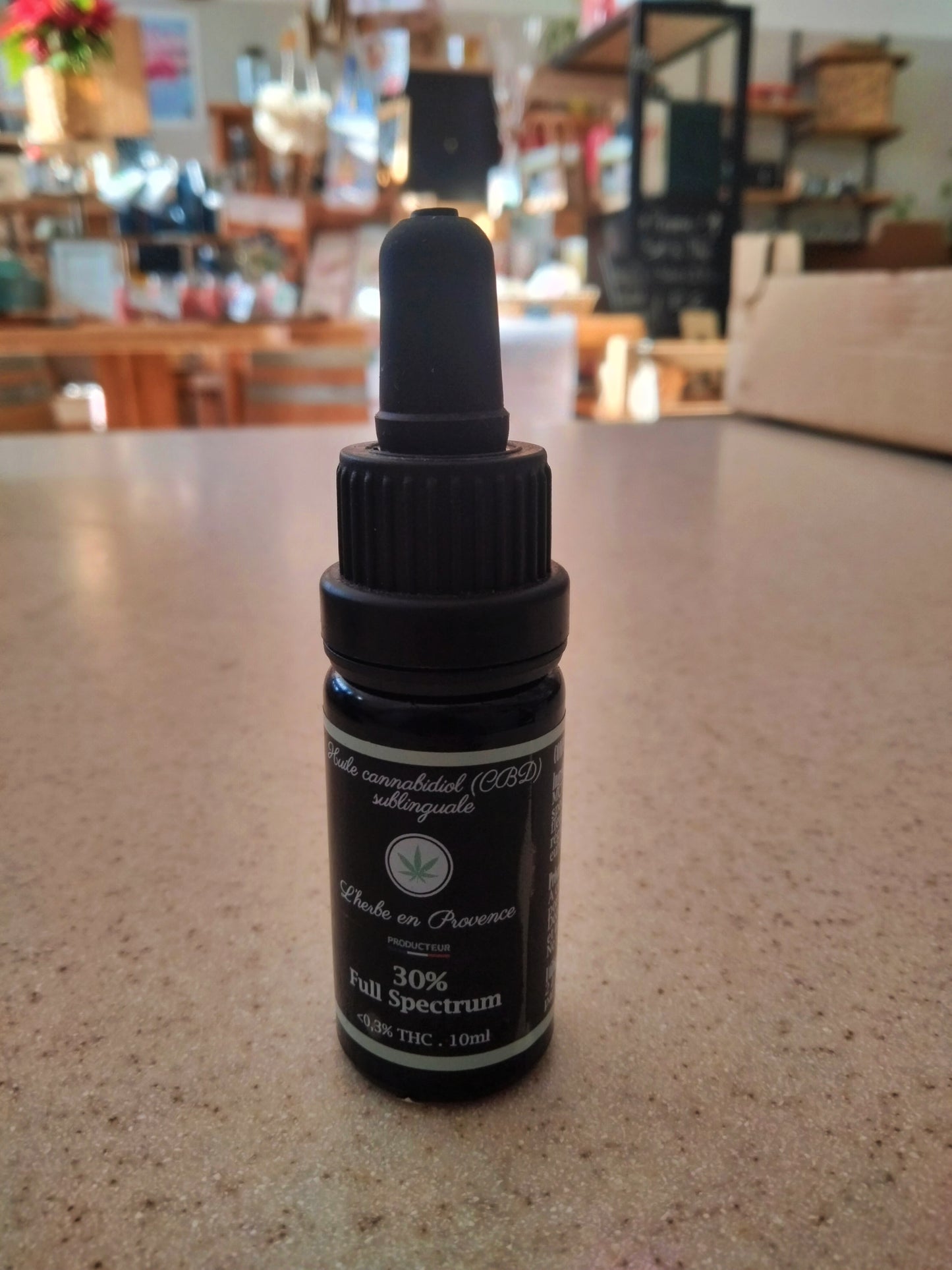HUILE DE CBD FULL SPECTRUM 30%
